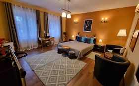 Atia Residence